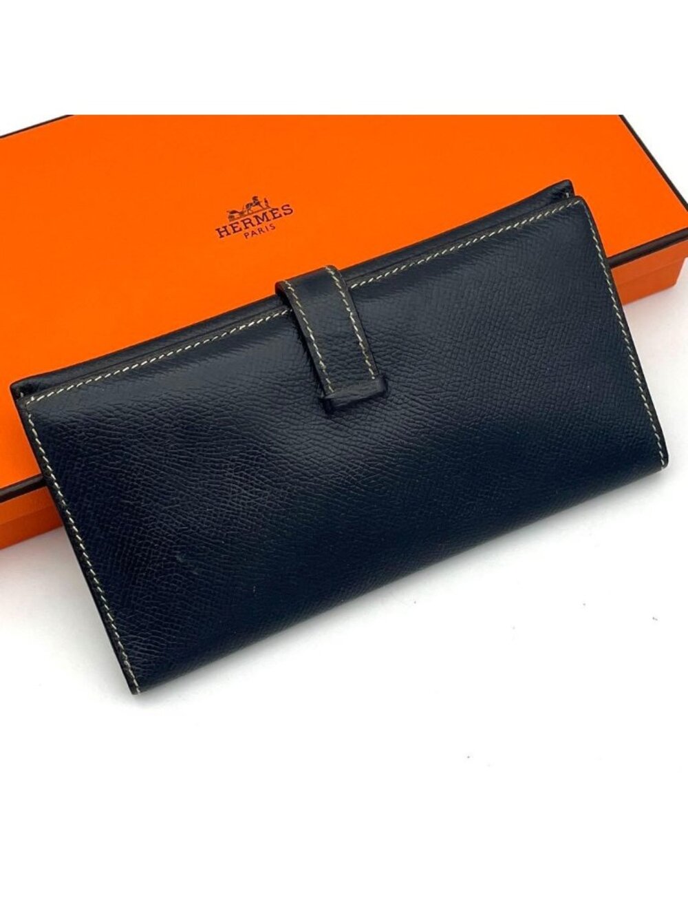 ★SOLD★ Hermes Bearn Classic Bifold Wallet Courchevel Navy - Picture 2 of 11